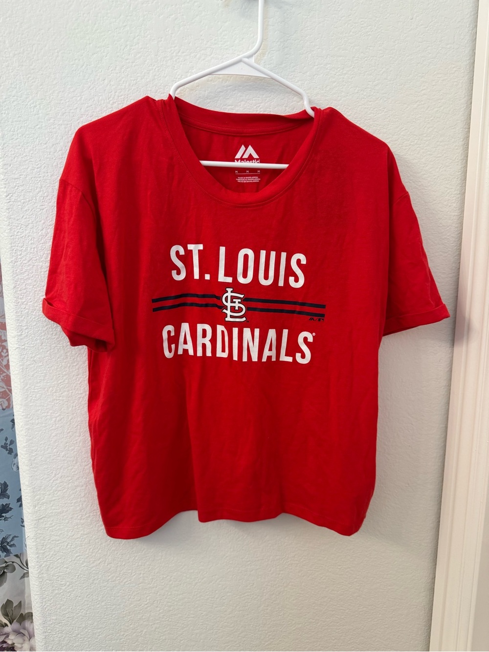 NWT Majestic St. Louis Cardinals Red Tee women’s medium new slightly cropped
